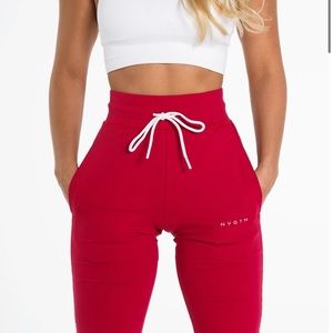 NVGTN joggers - ruby red